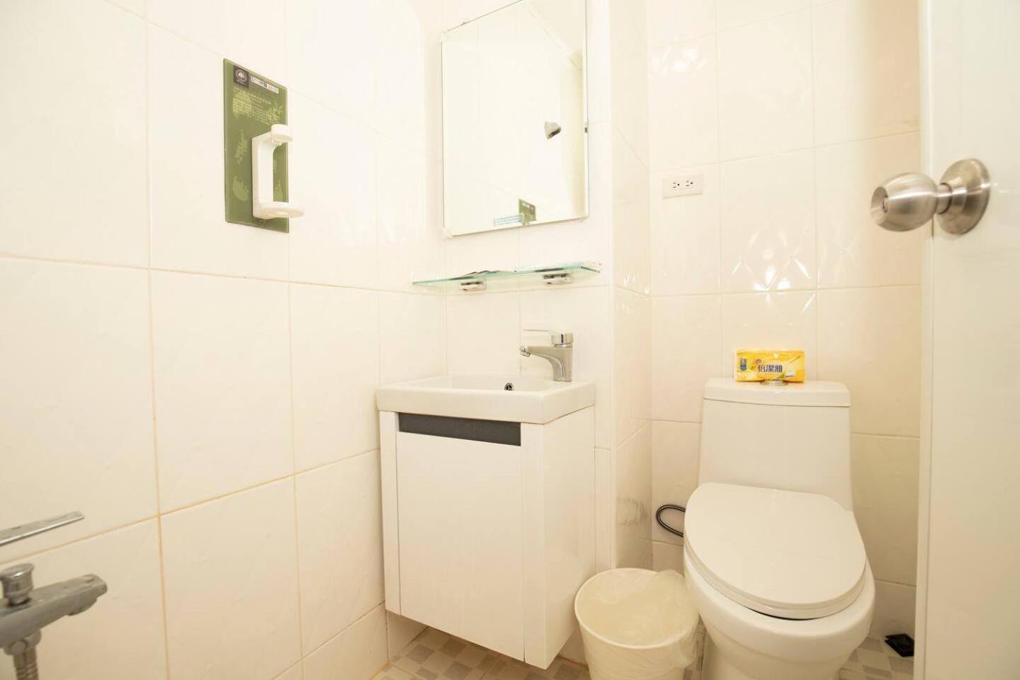 Vercareless Fengjia Taichung Exterior photo