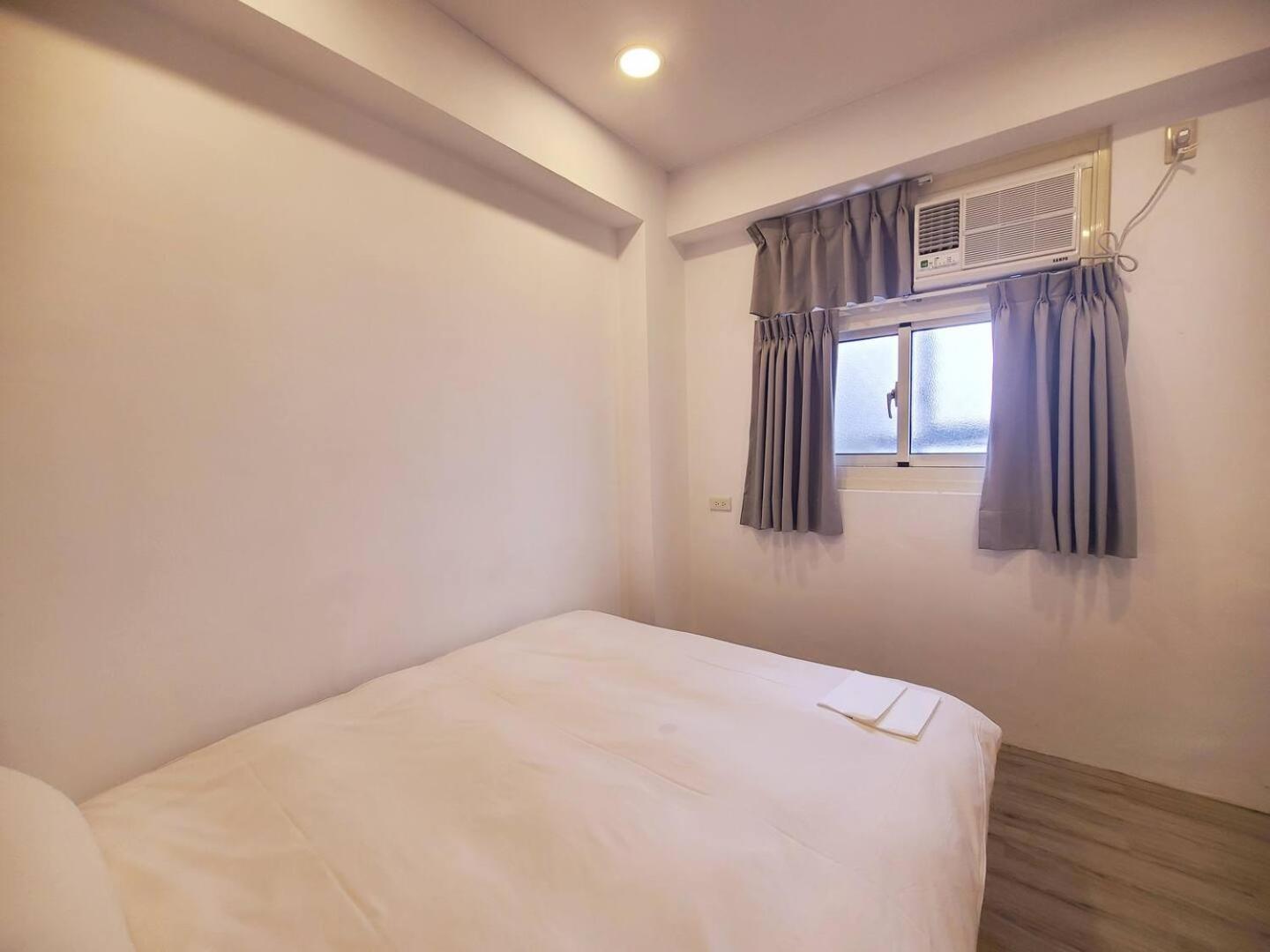 Vercareless Fengjia Taichung Exterior photo